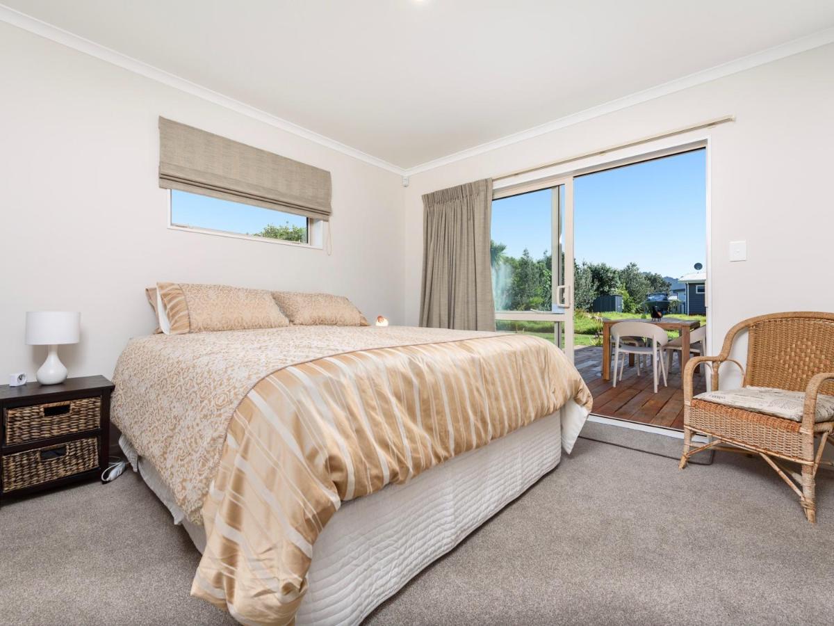 Modern Beach Break - Waihi Beach Holiday Home ภายนอก รูปภาพ